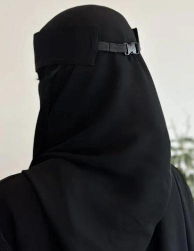 عرض ٣ نقابات مشبك