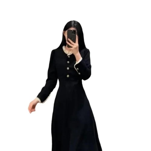 فستان نسائي