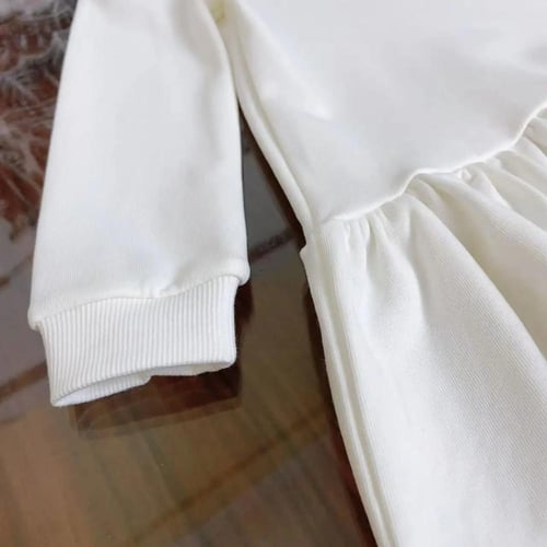 فستان بناتي ابيض