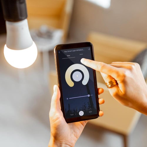 لمبة إي 27 ذكية 720 لومين 1700K~5000K