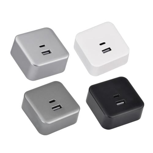 مقبس USB الاصدار الجديد