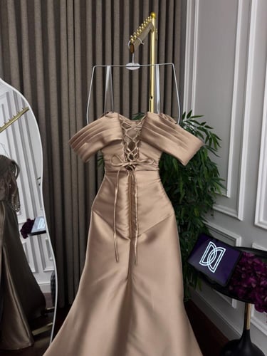 فستان تغريد