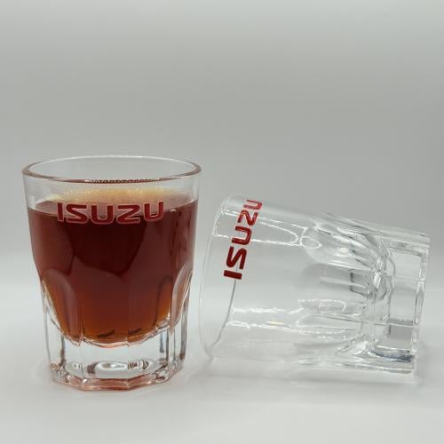 6 بيالات شاي (ايسوزو)