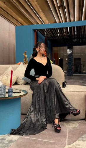 تفاصيل تحكي قصة الاناقة.فستان نارسس