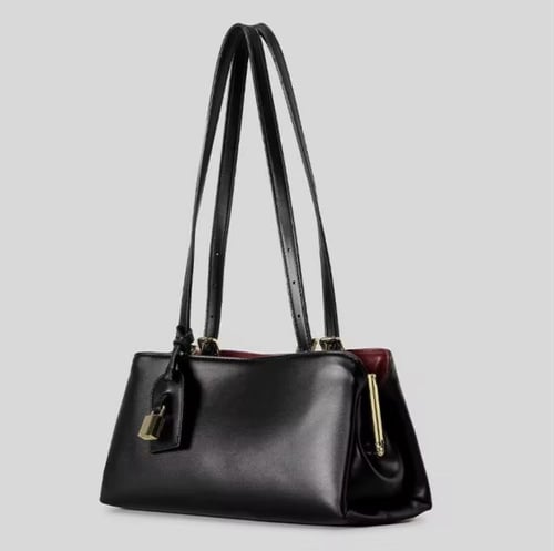 شنطة بيوند فريم- أسود