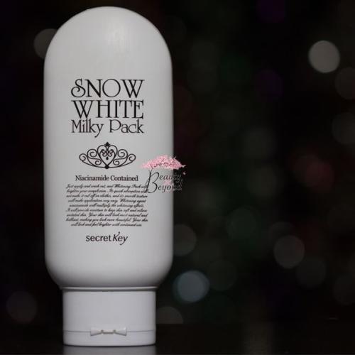 لوشن سنو وايت بالحليب لتفتيح الجسم