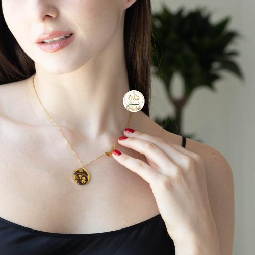 قلادة نحت صورة على وجه واحد مع قلب