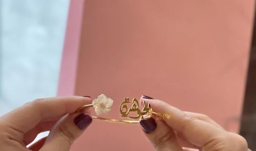 إسواره الورده البيضاء -لمسة أنوثة مخصصة لكِ