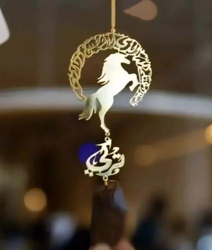 تعليقة سيارةبالاسم - الحصان الاصيل مطليه بالذهب