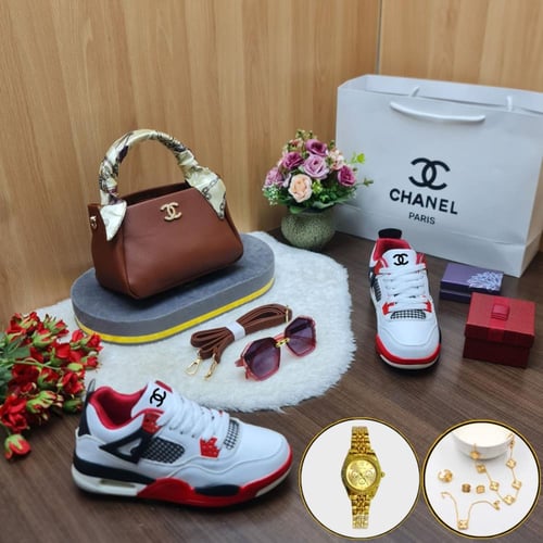 طقم نسائي شانيل