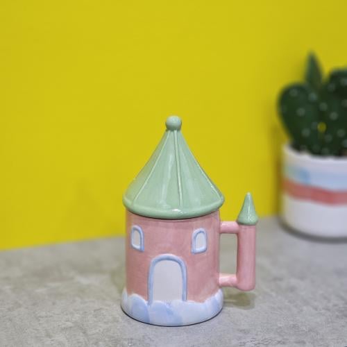 كوب شكل المنزل 3D