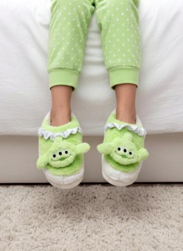 سليبر شخصية الفضائيين