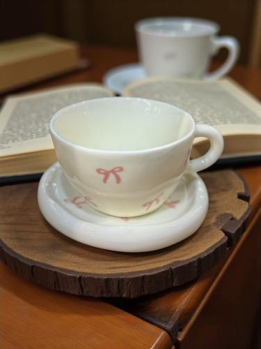 كوب سراميك مع صحن