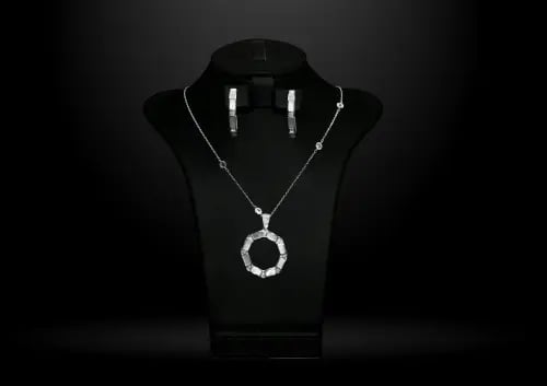 سلسال زركون مع الحلق