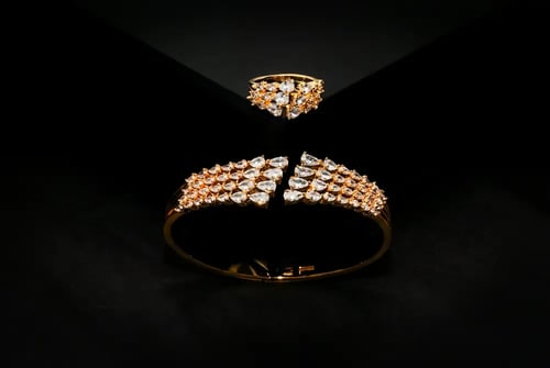 اسواره مع خاتم زركون