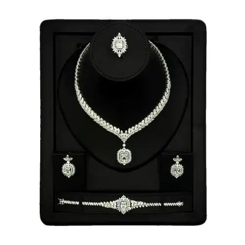 طقم زركون دقة ألماس – الوسام الملكي