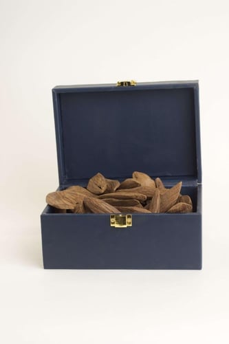 عود كمبودي تريبل LOC278