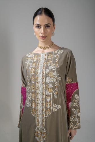 Beige velvet dress with hand embroidery in silver and gold