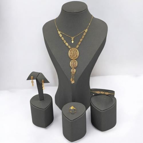 طقم ذهب عيار 21 من أجمل التشكيلات العصرية بوزن 12....