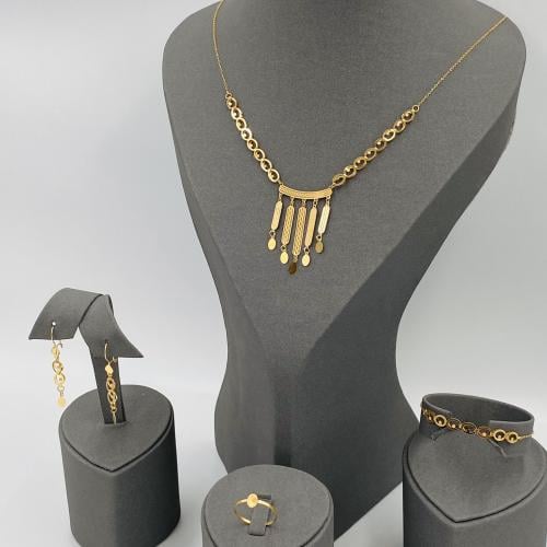 طقم ذهب عيار 21