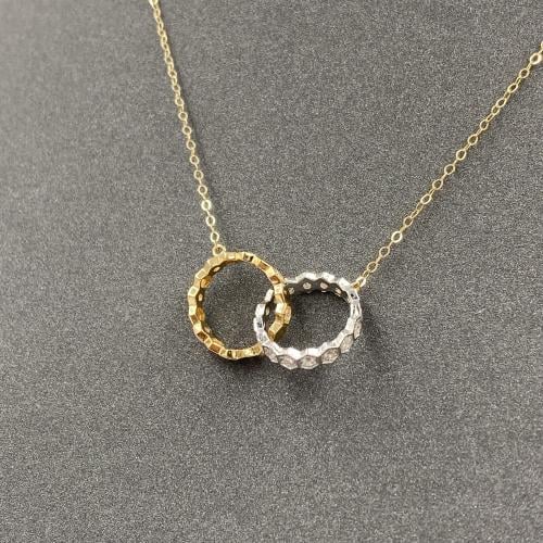 عقد شوميه ذهب عيار 18 جميل وموضه حديث الوزن 2.7 جر...