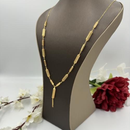 عقد ذهب عيار 21