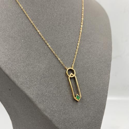 عقد ذهب عيار 21 تصميم فاخر بفيروزي خضراء جميلة