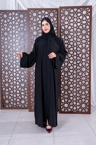 طقم نواعم كرستال حاشية 2025