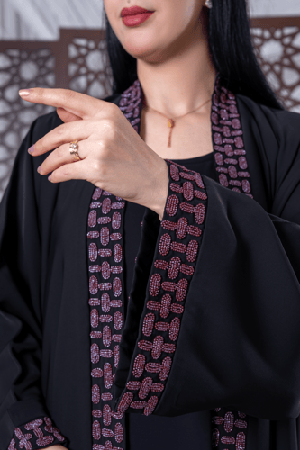 طقم البشت الملكي 2026