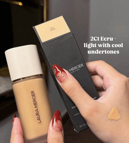 كريم أساس لورا مرسييه ريل فلولِس خفيف الوزن للتغطي...