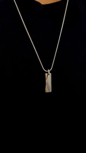 سلسال من معدن التنجستن فضي