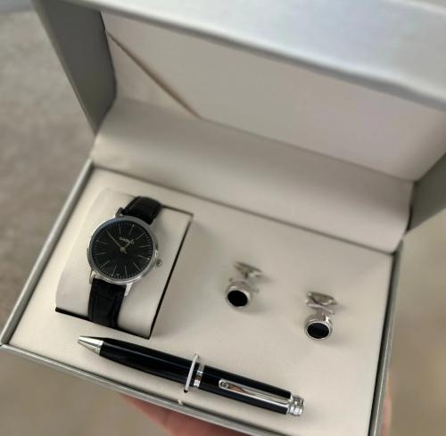 طقم ولادي ساعة وقلم وكبك