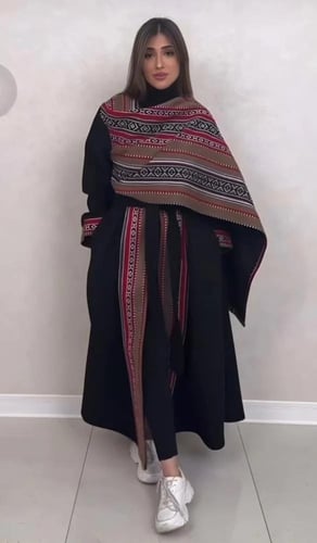 عباية شتوية اسود مع سدو