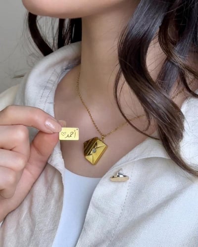 سلسال الكرت السري مصمم حسب الطلب