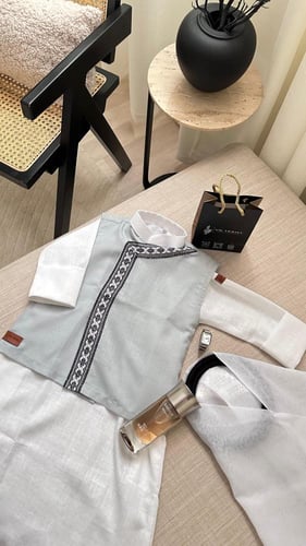 طقم ثوب سكري مع سديري تيفاني صيفي خفيف