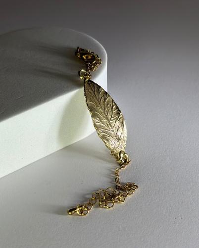 إسوارة أستا