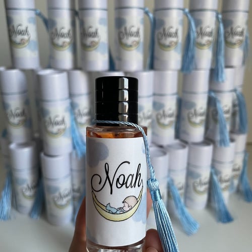 توزيعات عطور مع العلبه او عطر نص توله مسك بودره