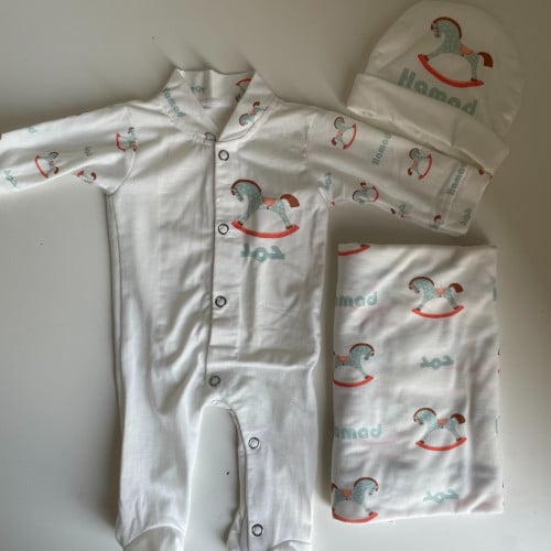 هديه عباره عن اطقم جاهزه للاستلام باسم ( فاطمه-حمد...