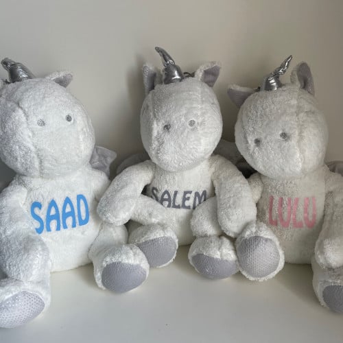 دميه بالاسم ومعلومات الطفل