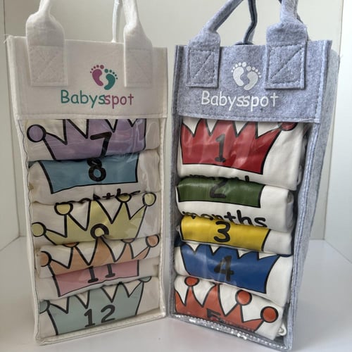 بكج هديه عباره عن طقم 12 بربتوز لاشهر الطفل من الو...