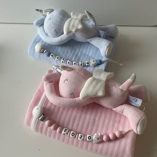 بكج بطانيه مع دميه الينكورن