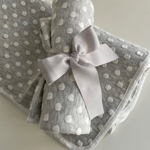 بطانيه قطن رمادي منقطه بالابيض