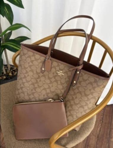 شنطة كوتش بدل فيس الجامعيه