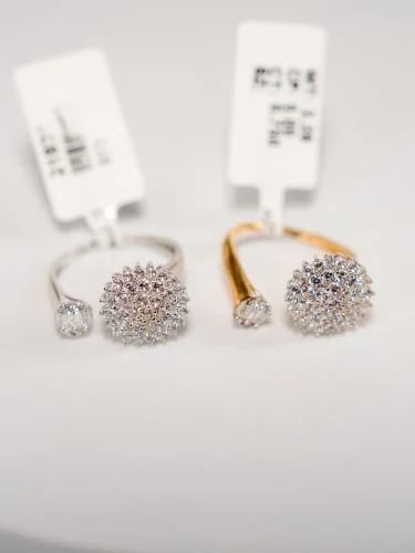 Yellow gold ring Italian design (2.19 grams - 18 k...
