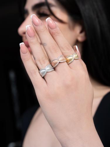 Gold rose ring Italian design (2.16 grams - 18 kar...