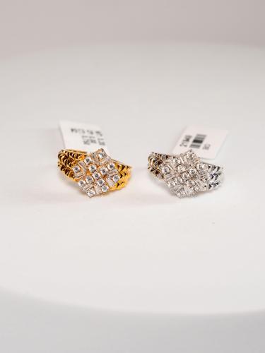 White gold ring Italian design (3.31 grams - 18 ka...