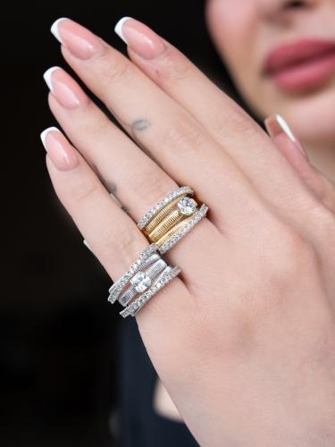 White gold ring Italian design (4.5 grams - 18 kar...