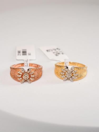 Gold ring rose design Italian (2.01 grams - 18 kar...