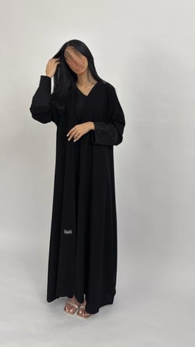 092 عباية سجى