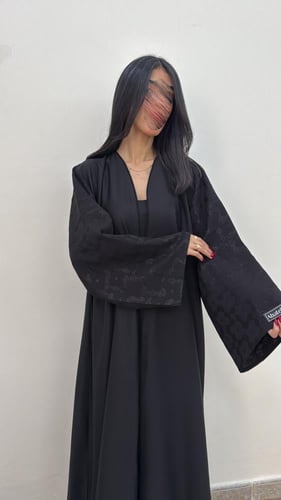 070 عباية ابتهال